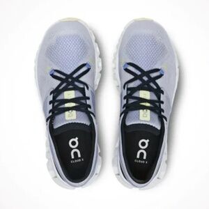 On Cloud X 3, women size 7